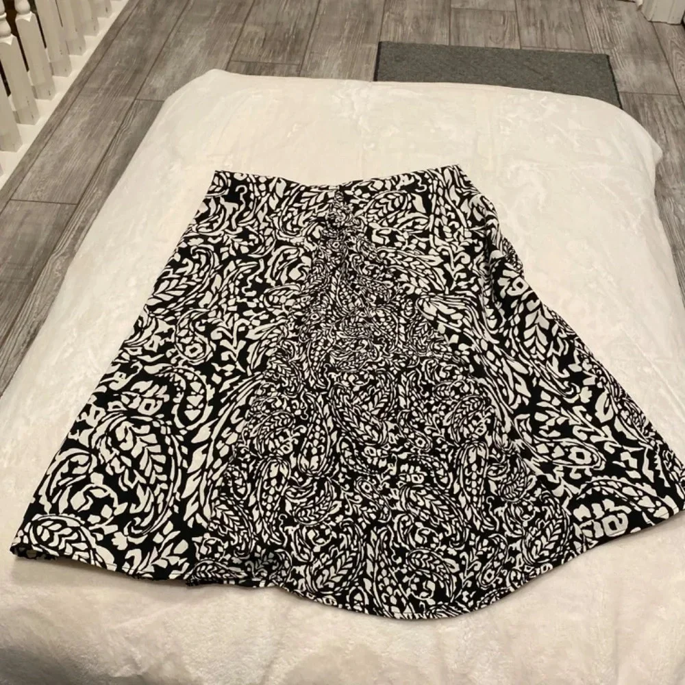 Zara Black white pattern tassel tie maxi skirt 16632